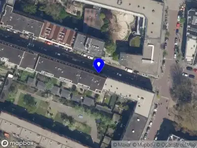 112 melding Ambulance met gepaste spoed naar de Schommelstraat in Rotterdam