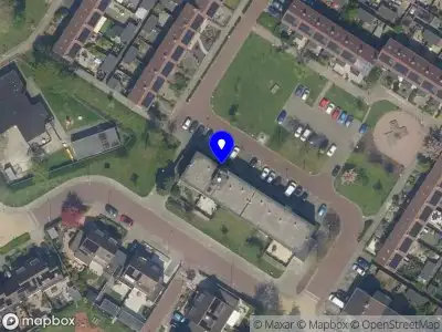 112 melding Ambulance met grote spoed naar de Plevierstraat in Rozenburg