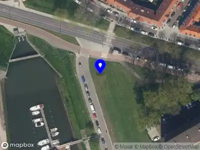 Ambulance met gepaste spoed naar de Havendijk in Schiedam