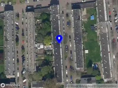 Ambulance met grote spoed naar de Galjootstraat in Rotterdam