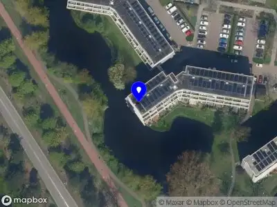 Ambulance met gepaste spoed naar de De Baronie in Capelle aan den IJssel