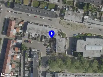 Ambulance, brandweer en politie met grote spoed naar de Schuttersveld in Venray vanwege gebouwbrand