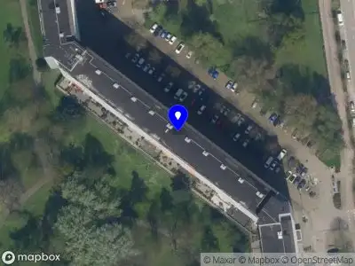 Ambulance met grote spoed naar de Chopinplein in Schiedam