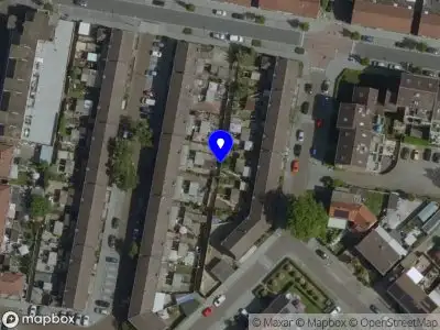 Brandweer met gepaste spoed naar de Heemskerkstraat in Heerlen vanwege een buitenbrand