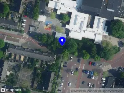 Brandweer met grote spoed naar de Mercurius in Amstelveen vanwege afhijsen patient