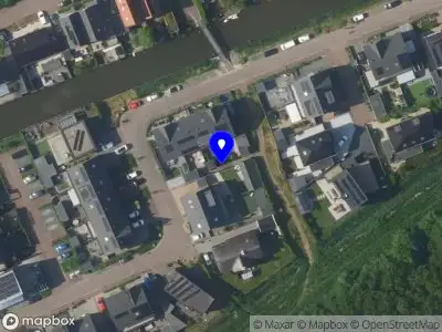 Politie naar de Albert Einsteinstraat in Almere