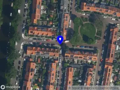 Brandweer met grote spoed naar de Doverstraat in Haarlem vanwege voertuigbrand
