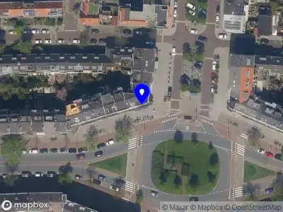 Ambulance met gepaste spoed naar de Rubensplein in Schiedam