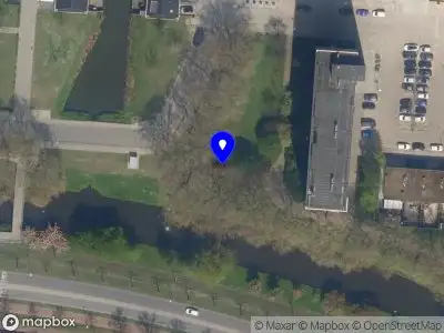 Brandweer met grote spoed naar de Louis Raemaekersstraat in Schiedam vanwege gebouwbrand