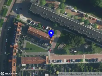 Ambulance met grote spoed naar de Dillestraat in Amsterdam