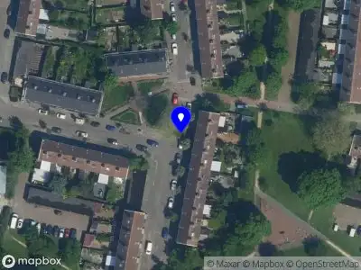 Brandweer met grote spoed naar de Rudolf Steinerstraat in Haarlem vanwege afhijsen patient