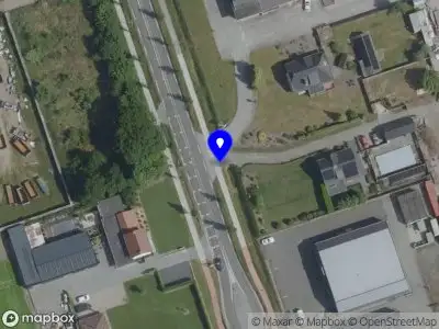 Brandweer met gepaste spoed naar de Jan Poelsweg in Ysselsteyn vanwege een liftopsluiting