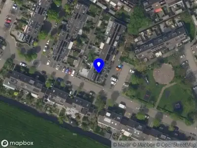 Ambulance met gepaste spoed naar de Hella Haasseplantsoen in Oegstgeest