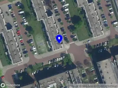 Ambulance met grote spoed naar de David Wijnkoopstraat in Amsterdam