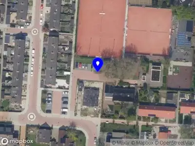 Ambulance met gepaste spoed naar de Thorbeckestraat in Lekkerkerk