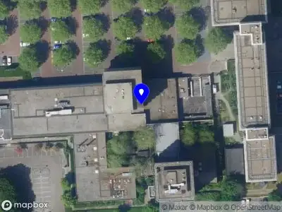 Brandweer met grote spoed naar de Maerlant in Lelystad