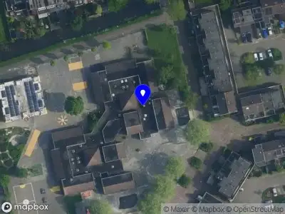 Ambulance met grote spoed naar de Mr.C.Kooimancentrum in Weesp