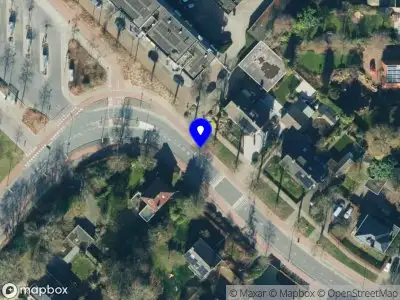 Politie met grote spoed naar de Stationsstraat in Hoogeveen vanwege ongeval met letsel