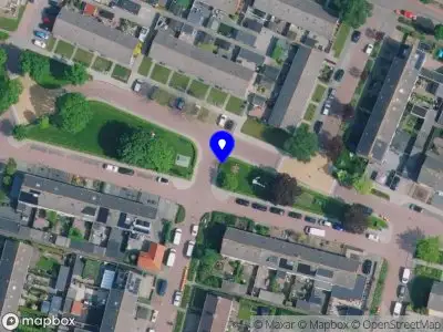 Brandweer met grote spoed naar de Stoevenberg in Genemuiden vanwege gebouwbrand