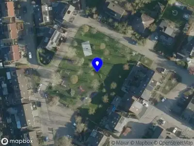 Brandweer met grote spoed naar de Burgemeester Schefferhof in Kedichem vanwege gebouwbrand