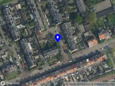 Ambulance met grote spoed naar de Burgemeester Scholtenstraat in Delfgauw