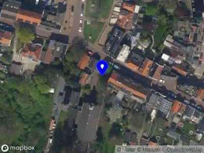 Ambulance met gepaste spoed naar de Pastoriedijk in Pernis Rotterdam