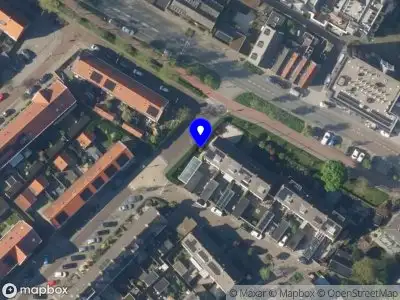 Brandweer met grote spoed naar de Burgemeester Smeetsweg in Zoeterwoude