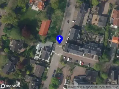 Brandweer met gepaste spoed naar de Meinsstraat in Nijkerk vanwege gebouwbrand