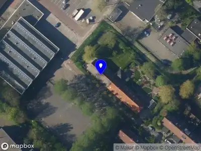 Ambulance met grote spoed naar de Lindepad in Voorschoten