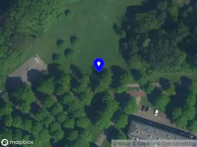 Ambulance met grote spoed naar de Hemsterhuisstraat in Amsterdam