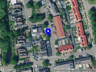 Brandweer met gepaste spoed naar de Van Geijnstraat in Achterveld
