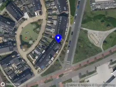 Ambulance met grote spoed naar de Onacklaan in Capelle aan den IJssel