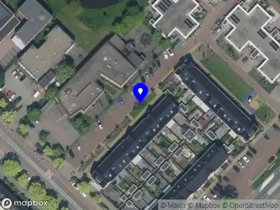 Ambulance met grote spoed naar de Oostenrijkstraat in Heemskerk