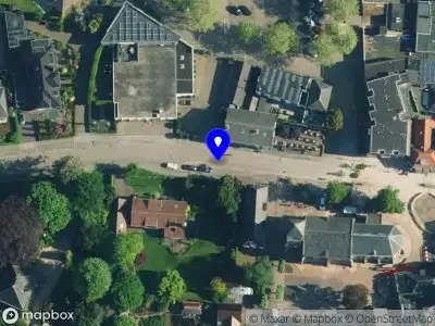 Brandweer met grote spoed naar de Zwolsestraat in Raalte vanwege afhijsen patient