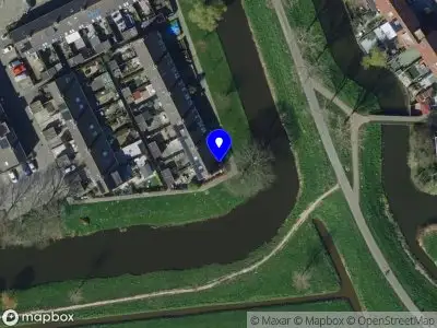 Ambulance met gepaste spoed naar de A. van der Horstpad in Spijkenisse
