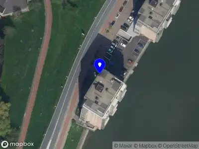 Ambulance met gepaste spoed naar de Ketensedijk in Capelle aan den IJssel