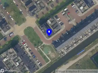 Brandweer met gepaste spoed naar de Aletta Rutgersstraat in Maasdijk