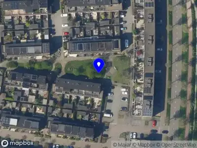 Ambulance met grote spoed naar de Klinckaertschans in Zoetermeer