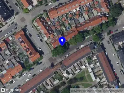 Ambulance met grote spoed naar de Willem Marisstraat in Dordrecht