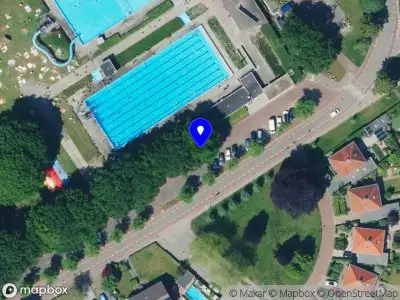 Brandweer met gepaste spoed naar de Mr. Troelstralaan in Barneveld vanwege wateroverlast