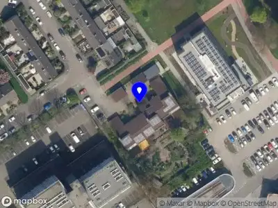 Ambulance met grote spoed naar de Floridaweg in Capelle aan den IJssel