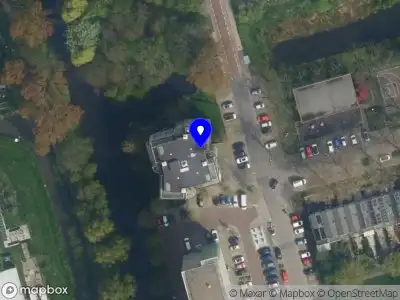 Brandweer met grote spoed naar de Jan Thoméelaan in Delft vanwege gebouwbrand