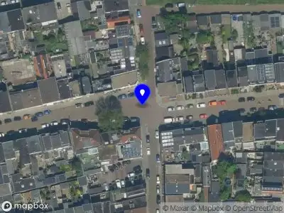 Brandweer met gepaste spoed naar de Van der Zwaagstraat in IJmuiden vanwege stankoverlast