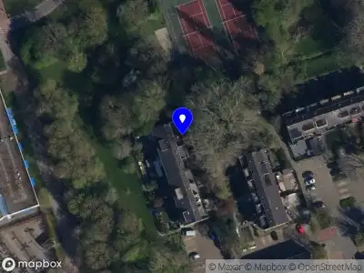 Politie met grote spoed naar de Kluiverboom in Groningen vanwege ongeval met letsel