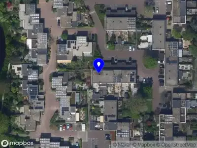 Ambulance met grote spoed naar de Snippenhoek in Leiden