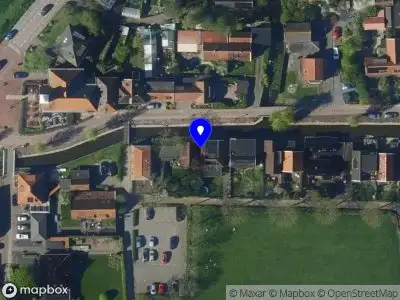 Ambulance met gepaste spoed naar de Bakkerstraat in Andijk