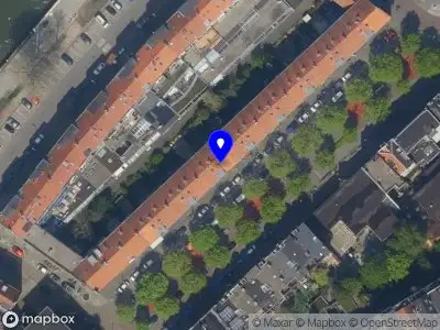Ambulance met gepaste spoed naar de Prins Hendriklaan in Rotterdam