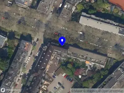 Ambulance met gepaste spoed naar de Breitnerstraat in Rotterdam