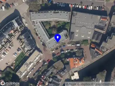 Ambulance met gepaste spoed naar de Achter de Teerstoof in Schiedam