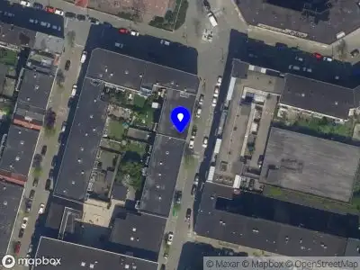 Ambulance met gepaste spoed naar de Bruijnstraat in Rotterdam